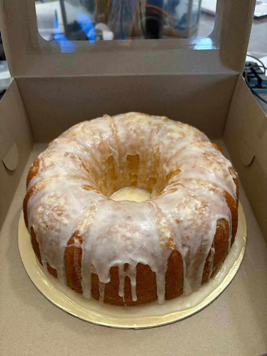 LEMON BUNDT CAKE